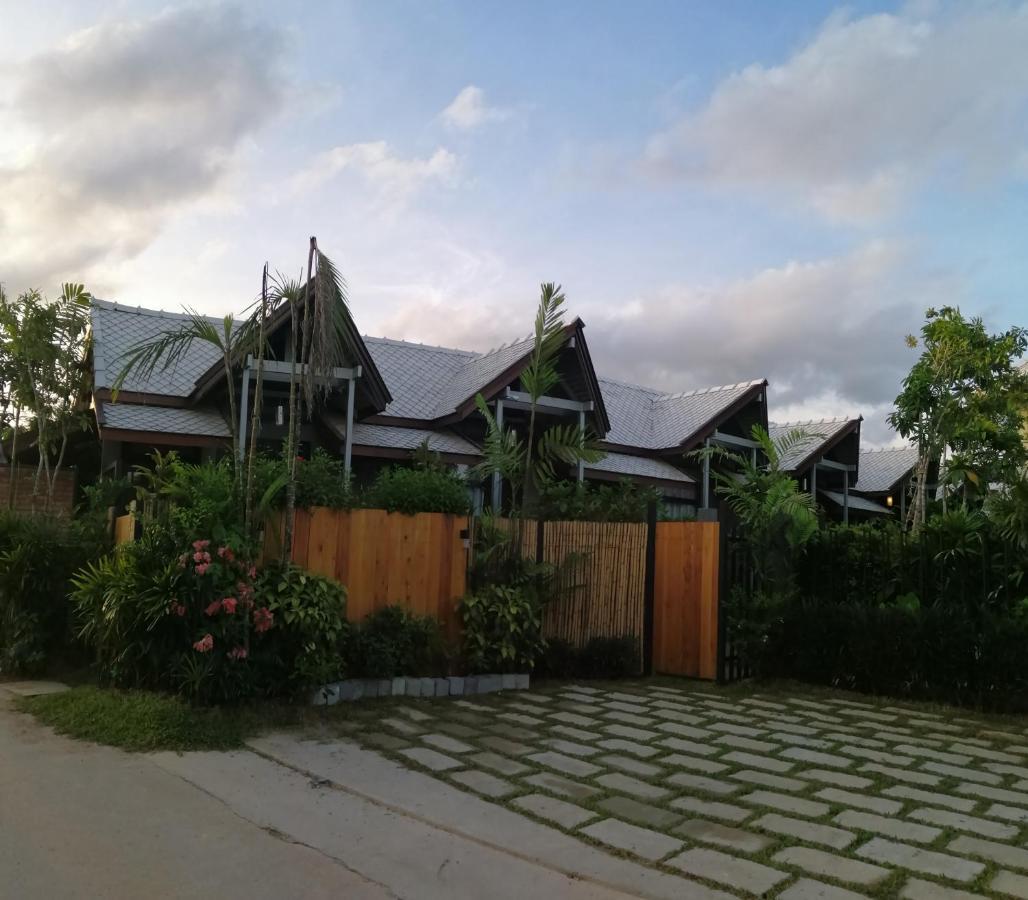 Jr Place Klong Muang Beach Luaran gambar