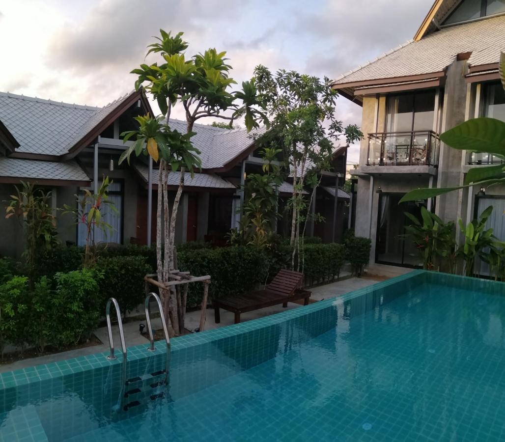 Jr Place Klong Muang Beach Luaran gambar