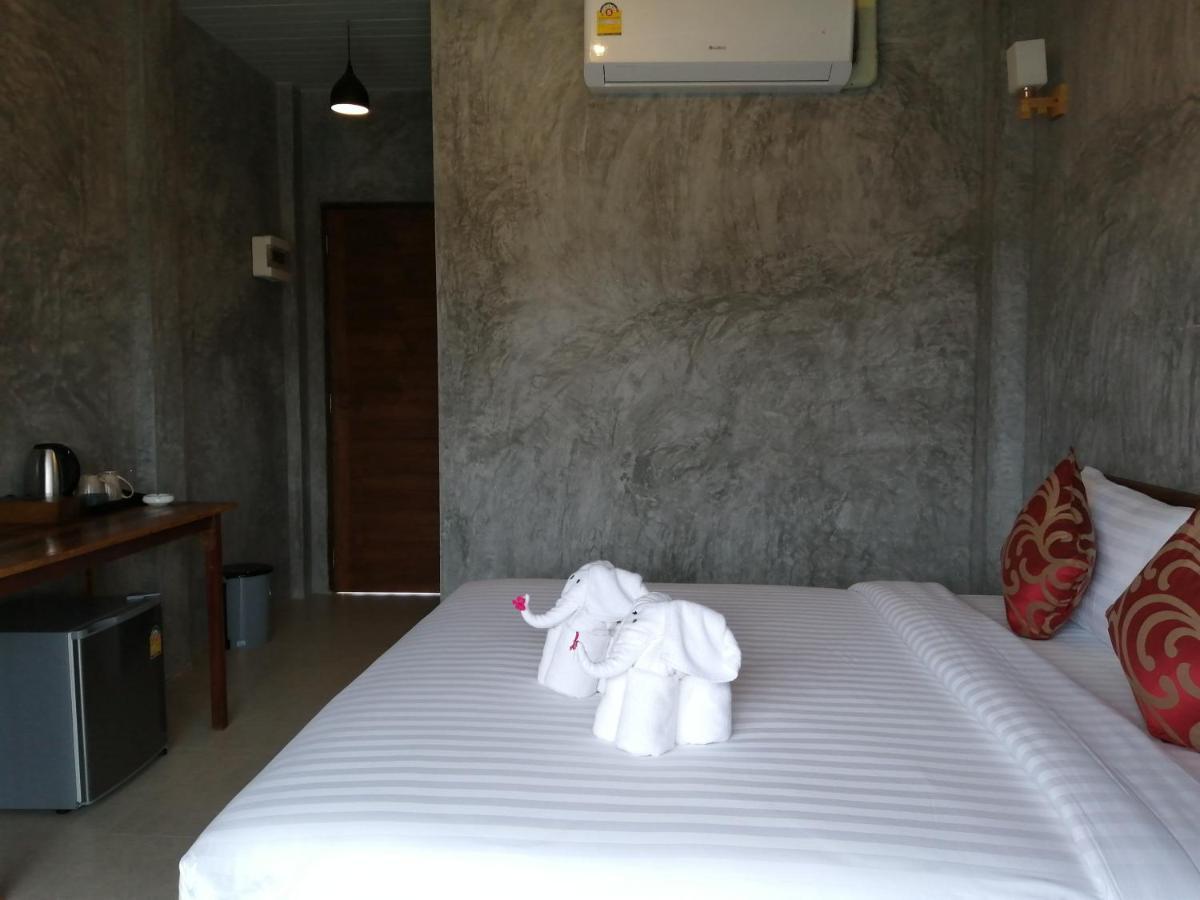 Jr Place Klong Muang Beach Luaran gambar